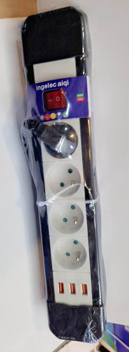 Multiprise avec Ports USB