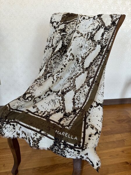 Marella большой шарф (палантин)