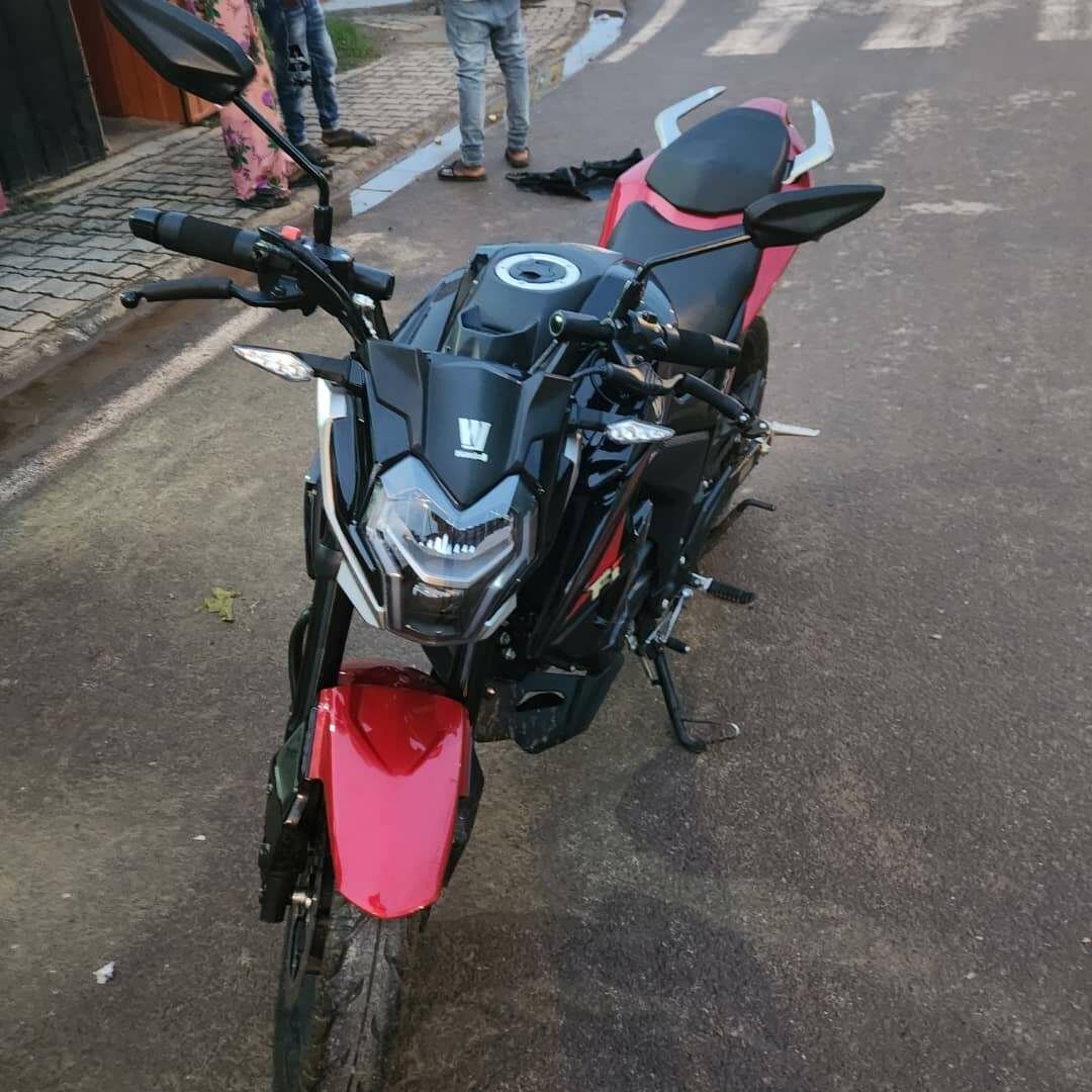 Moto sportive puissante 200cc