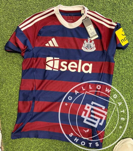 Maillot de football rayé