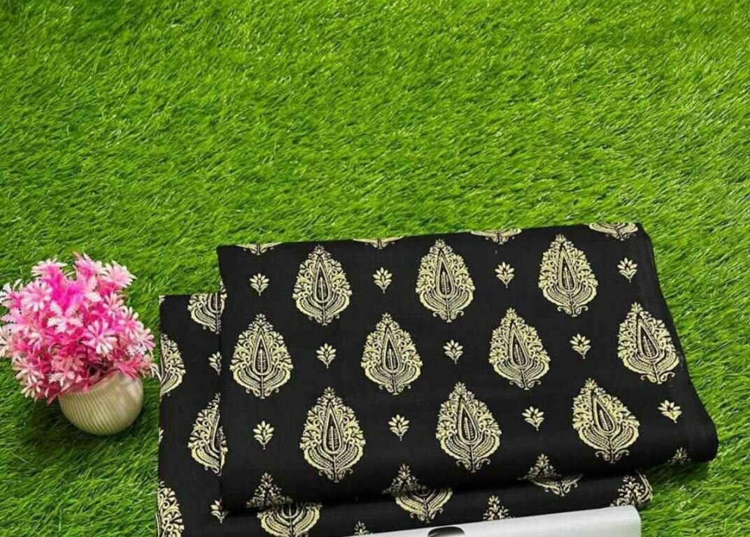 Lawn 2 Peace Suit