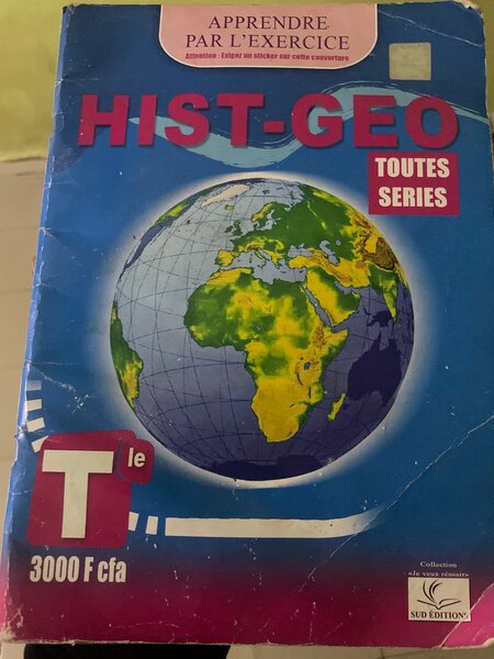 Livre scolaire d'histoire