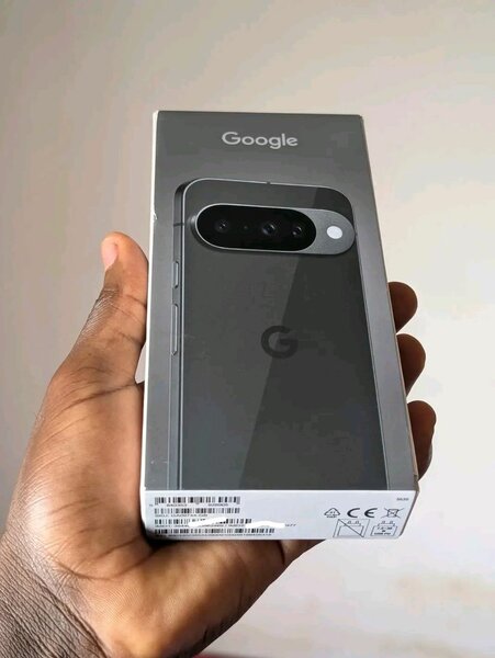 Google Pixel 10 Smartphone