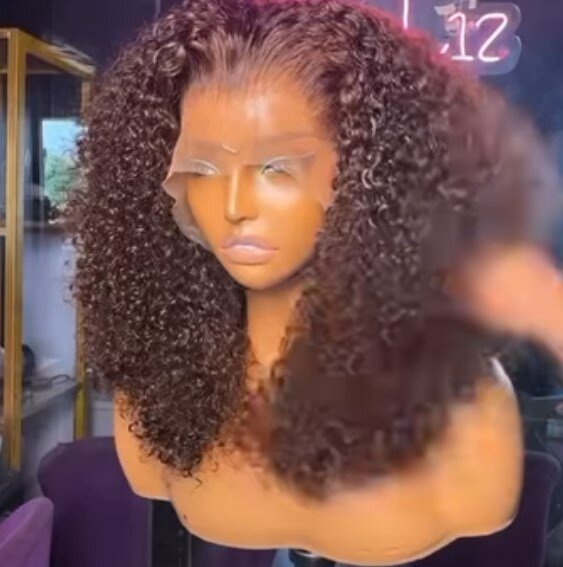 Pixie curly couleur châtain