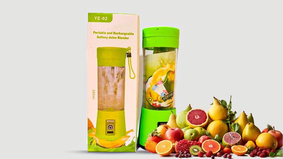 Portable rechargeable blender