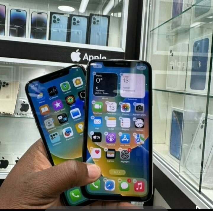 iPhone Xs - Smartphone