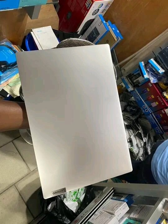 Ordinateur Portable Lenovo 15"