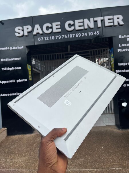 Ordinateur HP ÉLITEBOOK