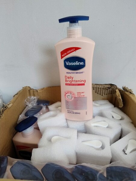 600 ml vaseline Lotion Éclat