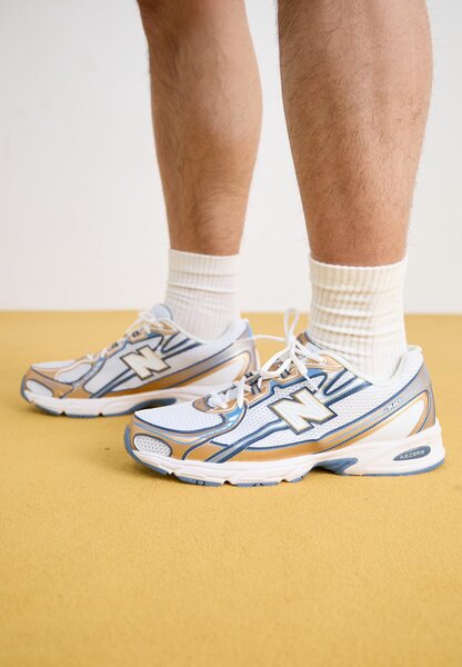 Baskets de sport hommes élégantes