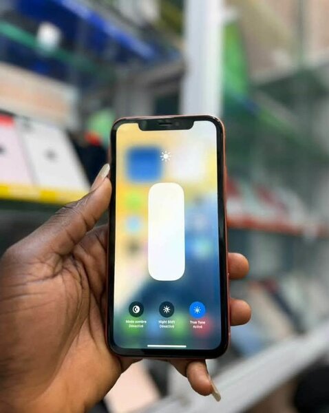 iPhone XR Rouge