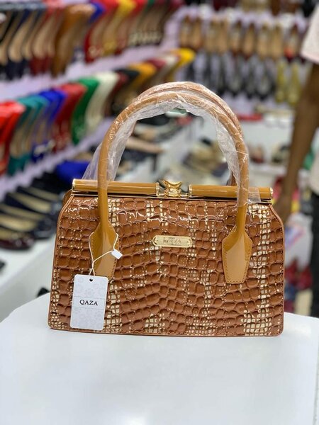 Sac À Main Croco Élegant Qaza