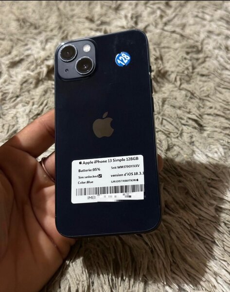 iPhone 13 Bleu 128 Go casie
