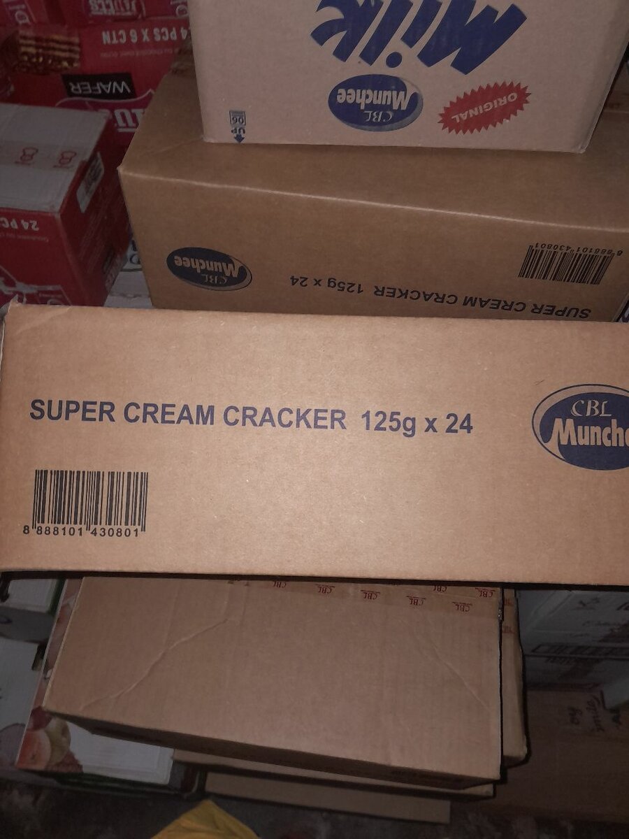 Munchee Super Cream cracker