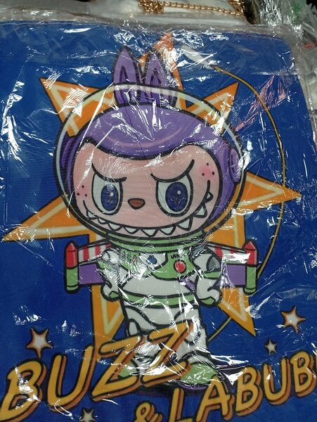 Sac à dos Buzz & Labub