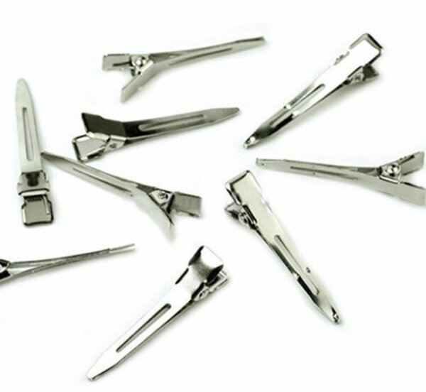 Clips à cheveux métalliques