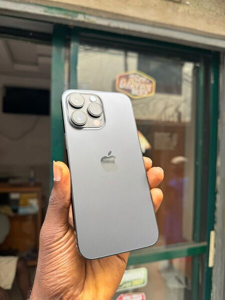 16 pro max 256gig eSim unlock