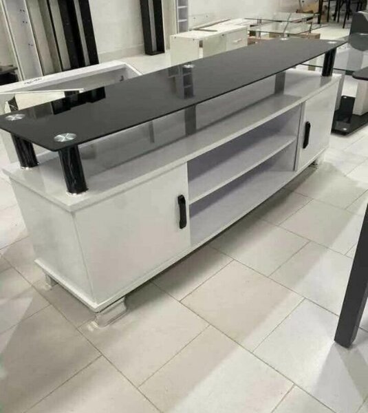 Meuble TV moderne avec étagère