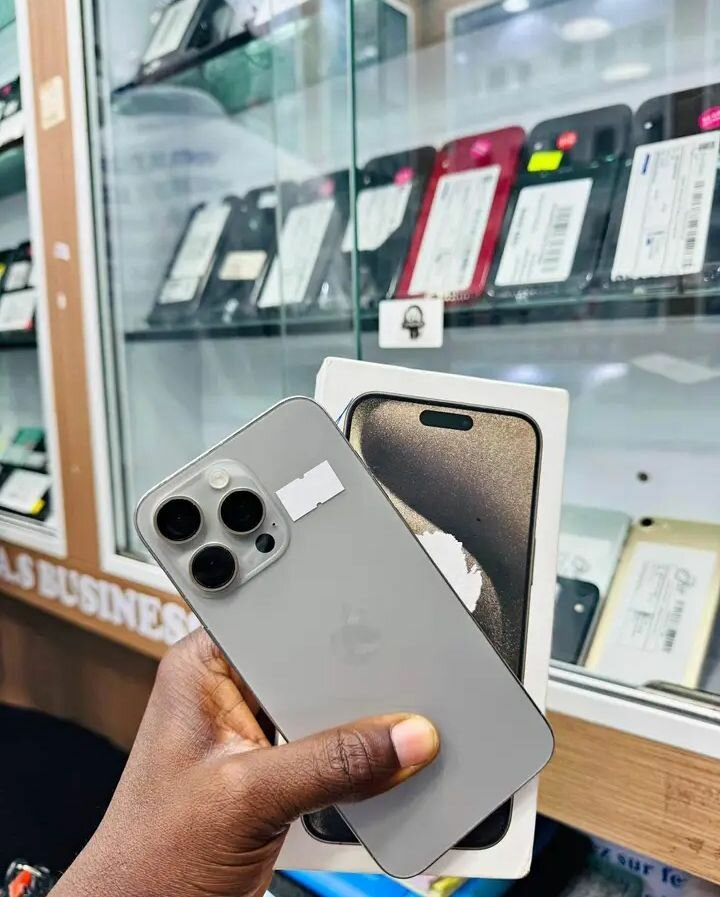 iPhone 15 Pro Max 256 Go