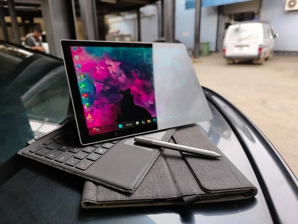 Microsoft Surface Pro 5 