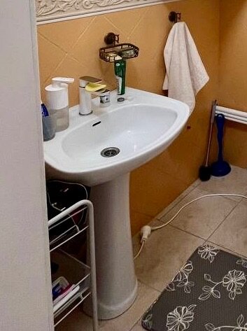 Раковина на пьедестале, керамическая