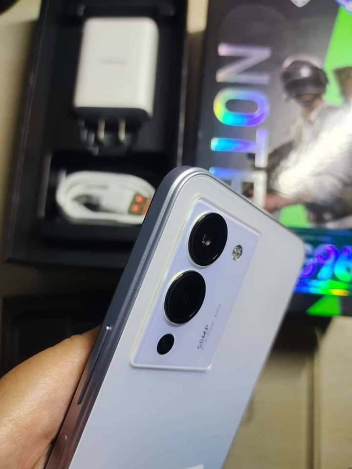 Infinix Note 12
