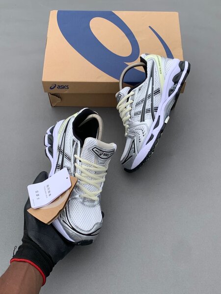 Baskets Asics