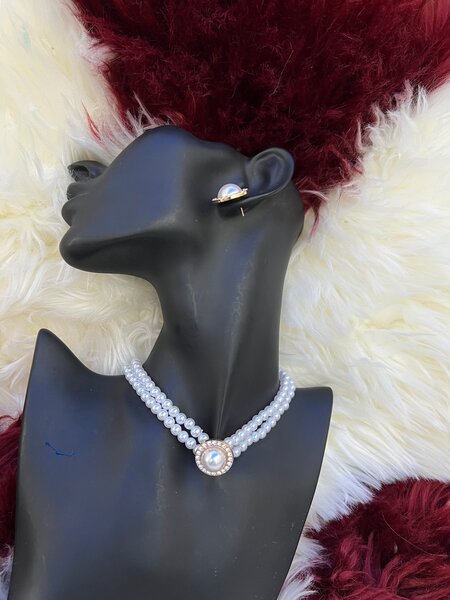 Collier et Boucles Perles Élégantes