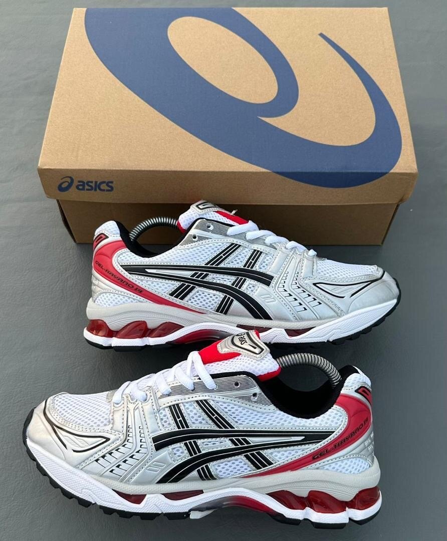 Asics chaussures de course