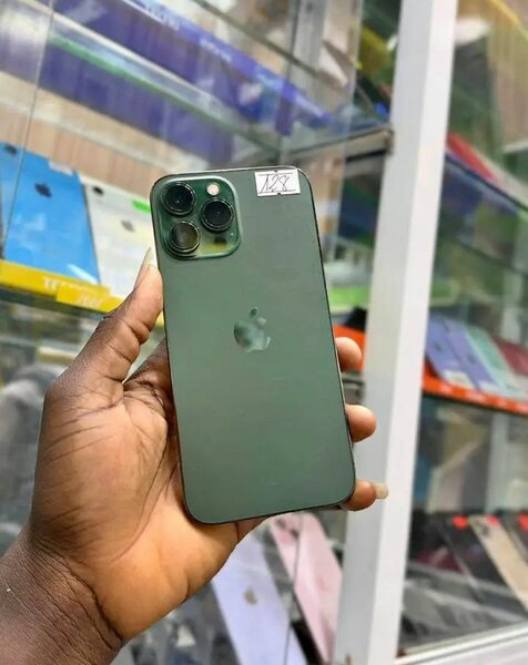 iPhone 12 Pro Max 256Go Vert