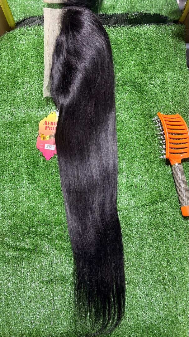 Perruque en dentelle lisse