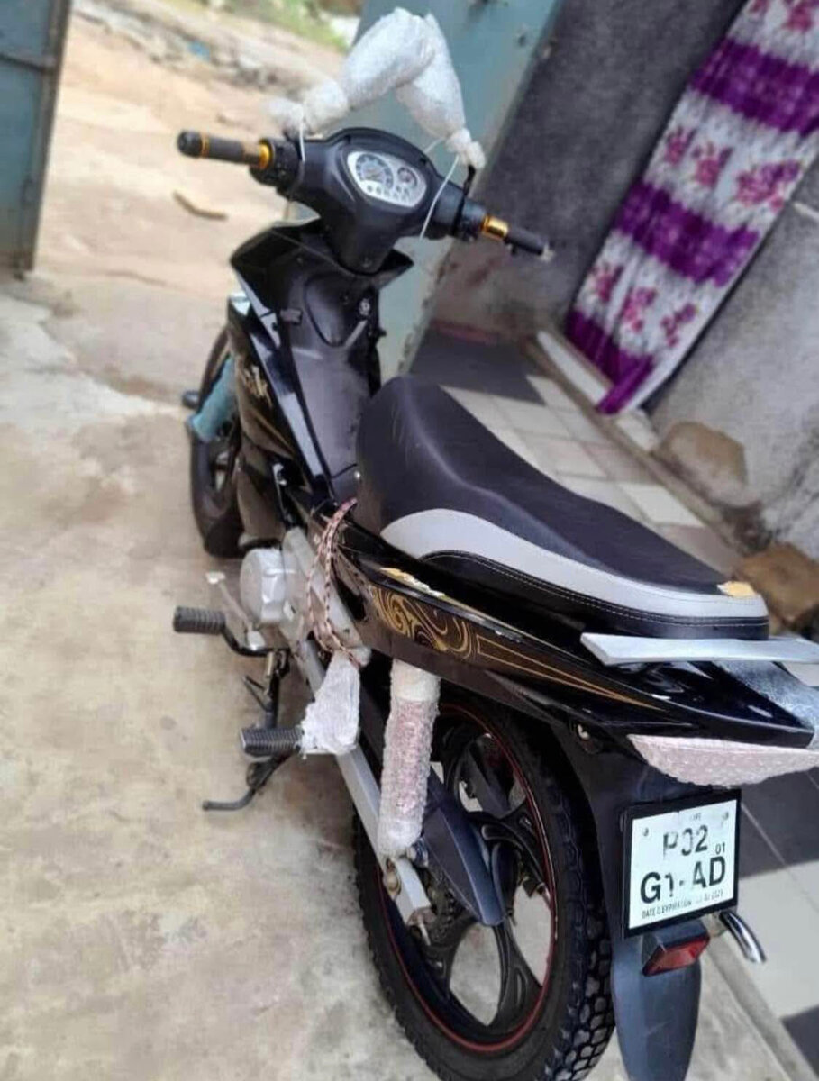 Moto scooter urbain élégant