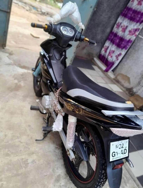 Moto scooter urbain élégant