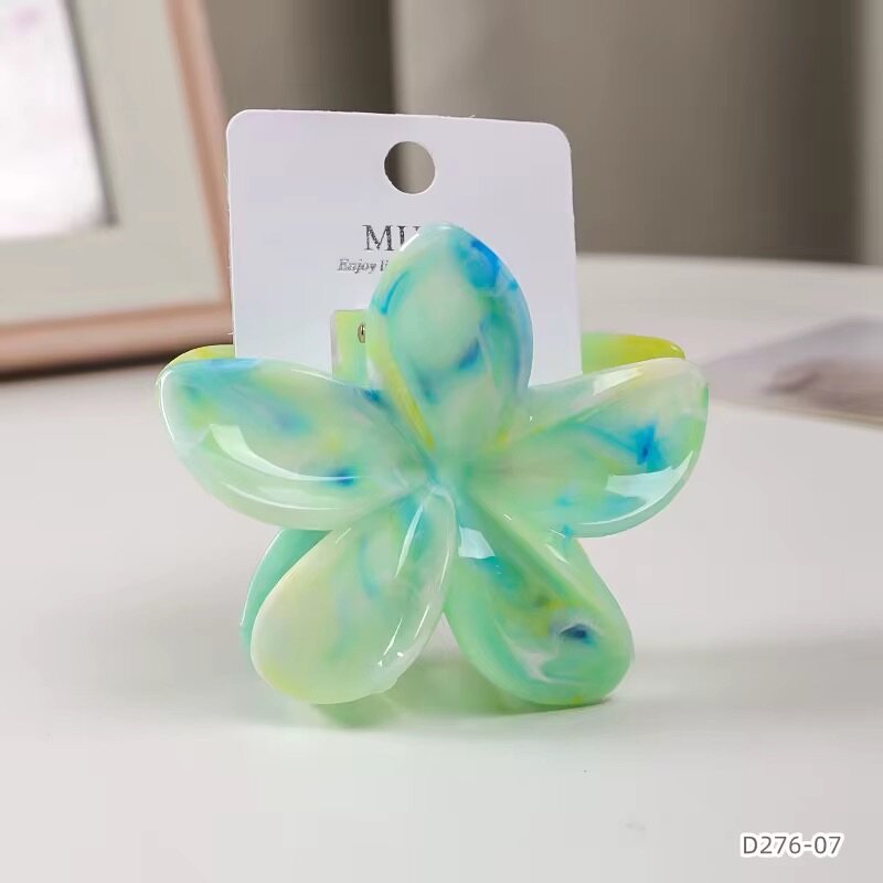 Pince à cheveux en résine fleurie