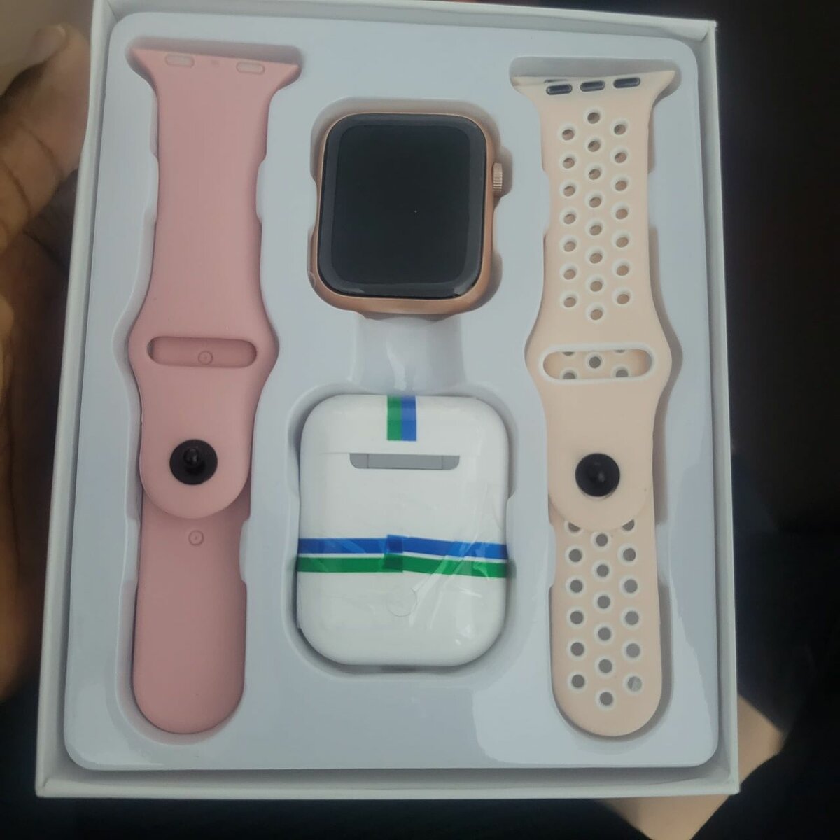 Montre intelligente connectée 2 bracelets+écouteur bluetooth