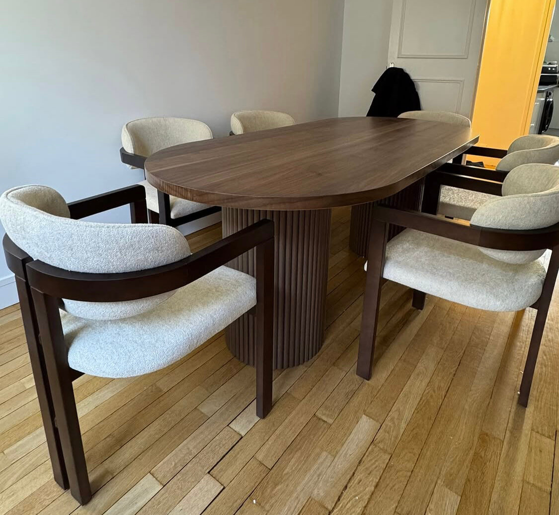 Table à dîner moderne bois