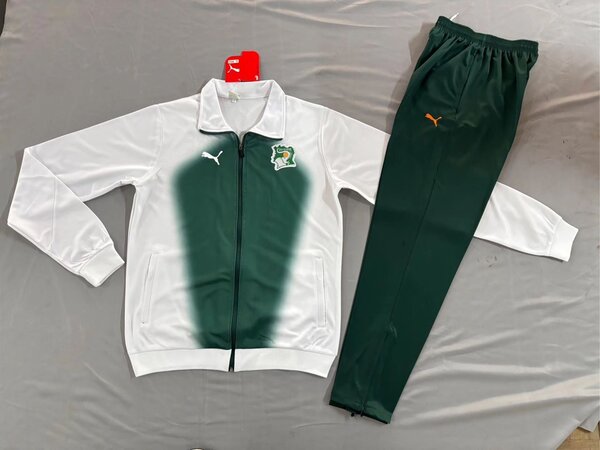 Survêtements sportifs Puma