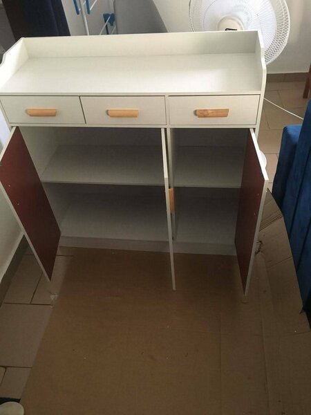 Buffet moderne avec rangements