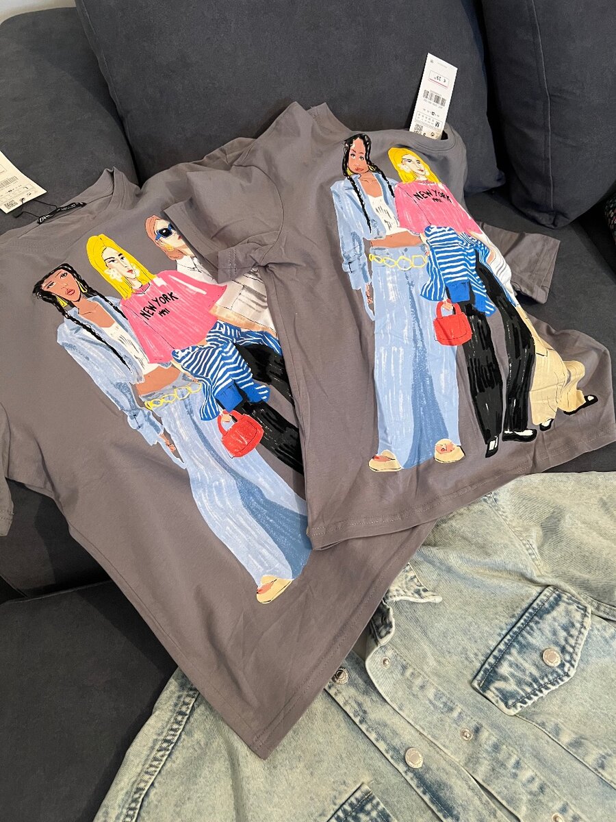 Футболки Zara , ткань хлопок.