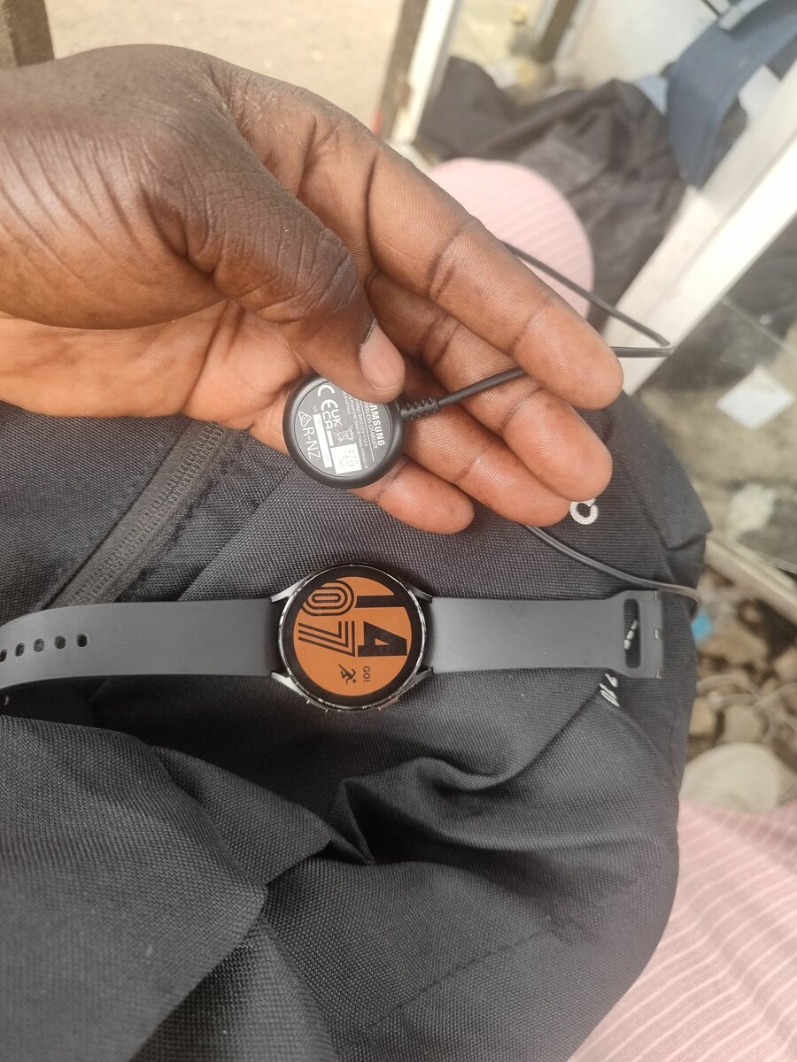 Samsung Swatch 4