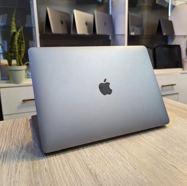 MacBook Air 2020