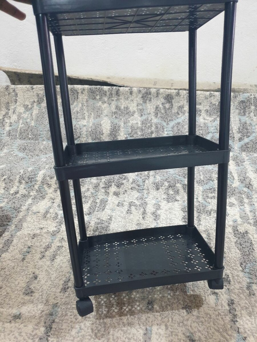 Chariot de rangement à roulettes