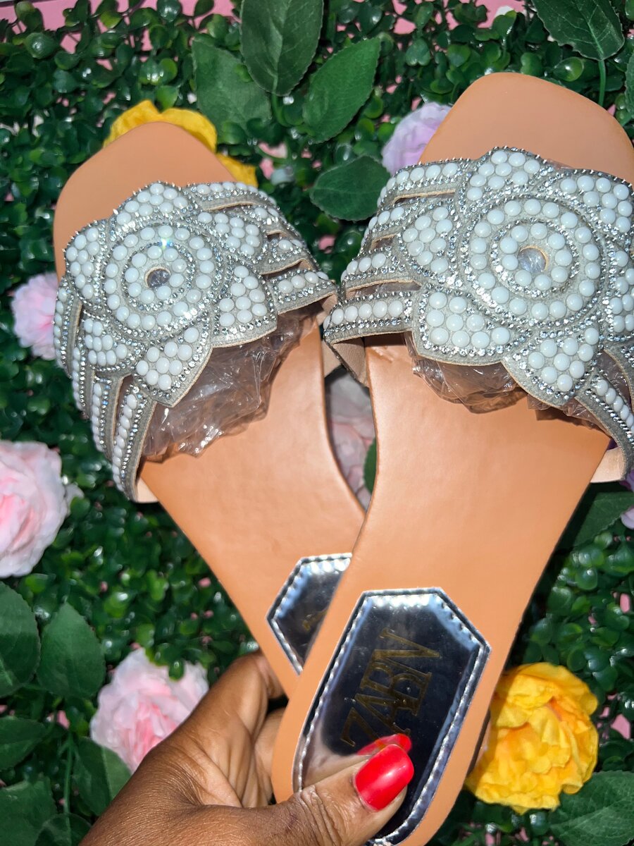 Sandales perlées élégantes