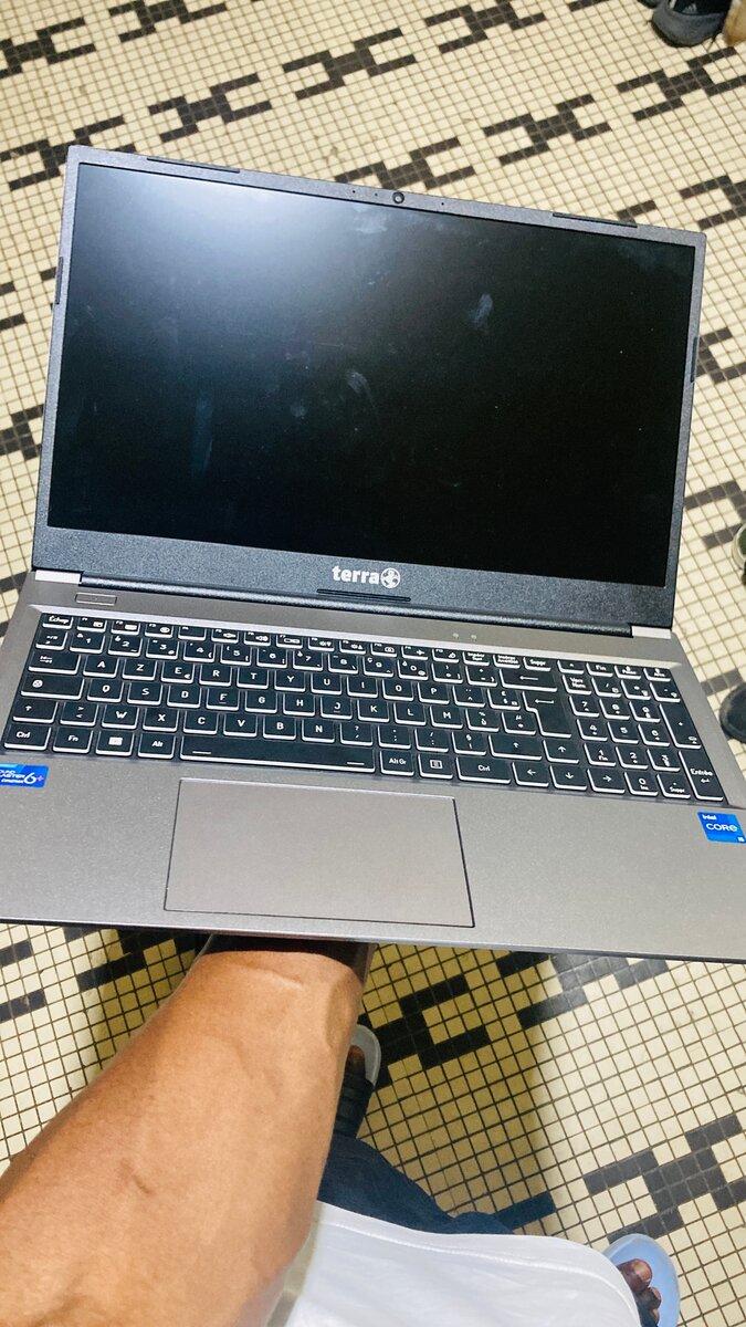 TERRA 12th gen 8gb/500gb SSD