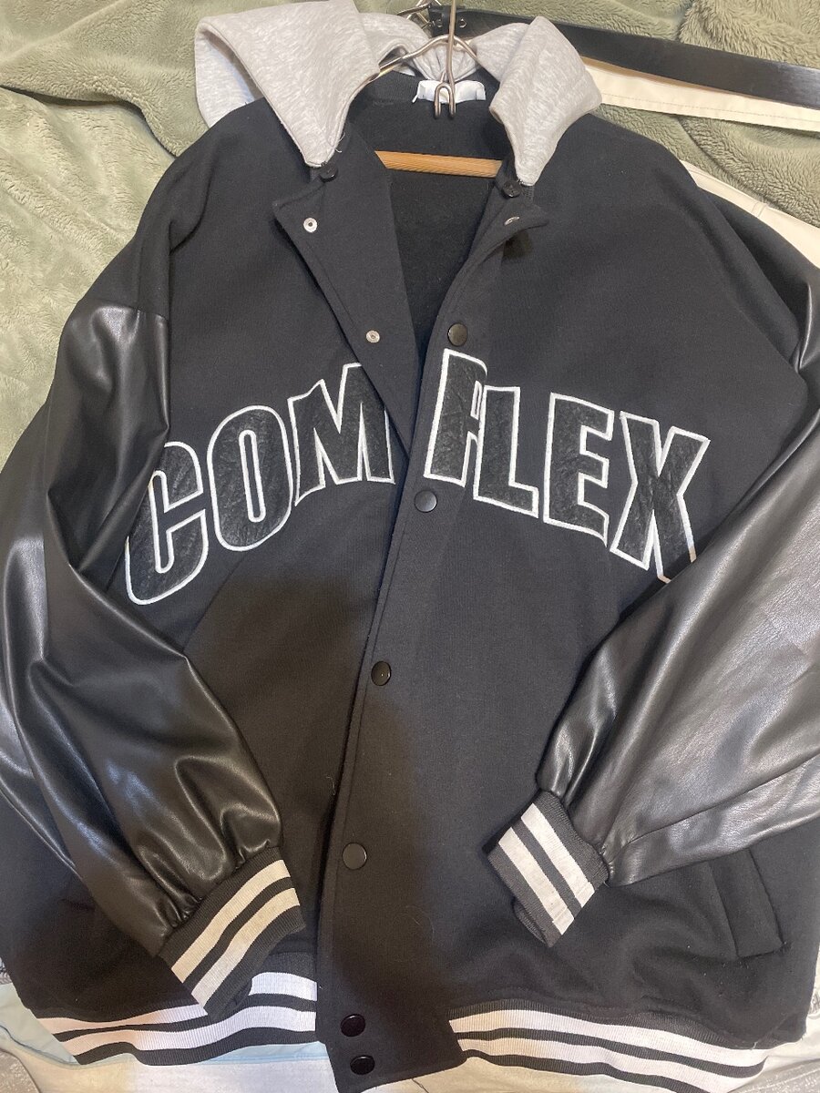 Оверсайз бомбер