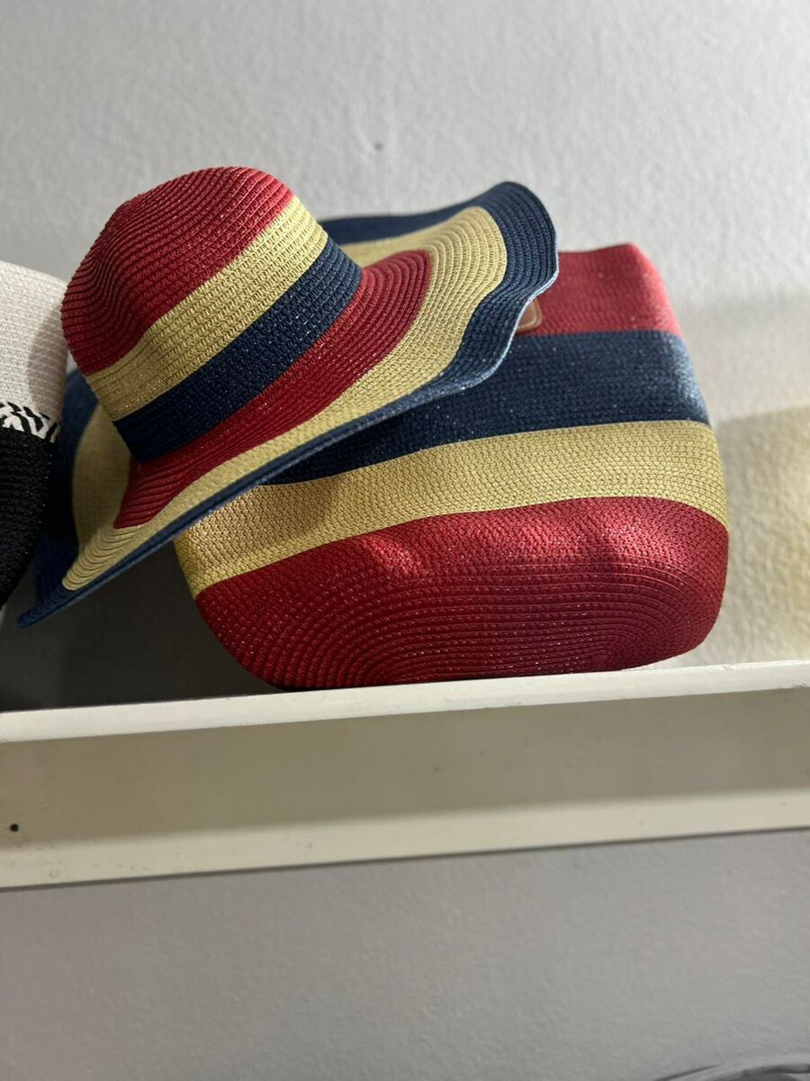 Ensemble chapeau et sac plage