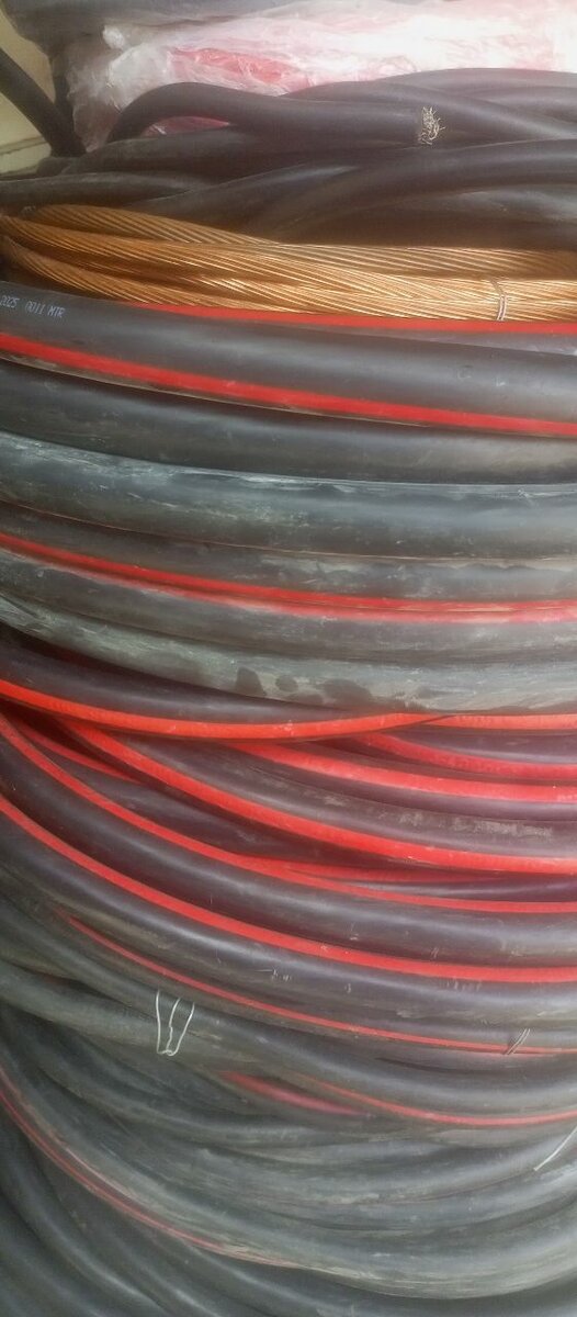 Armoured cable