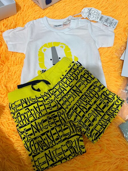 Ensemble Bébé T-shirt et Short