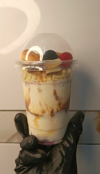 Yaourt fruité au biscuit