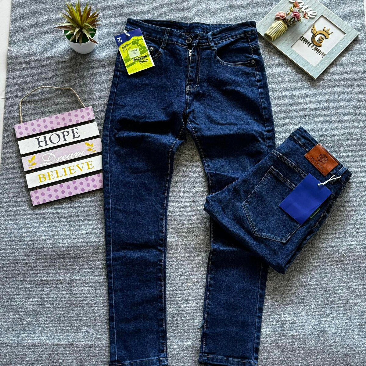 Men’s jeans 
